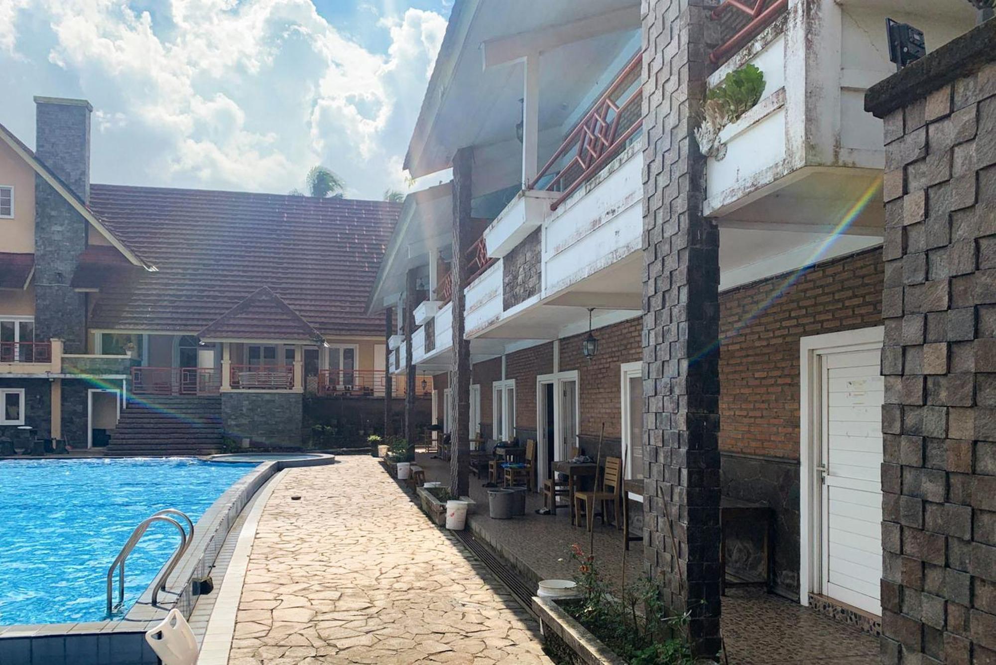 Urbanview Hotel Villa Q Gisting Bandjarnegeri ภายนอก รูปภาพ